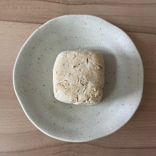 完熟梅シロップの小さなパン